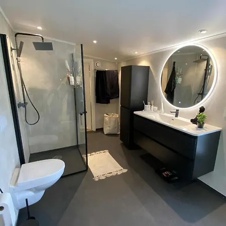 Penthouse 2 Bedrooms 70 M2 *